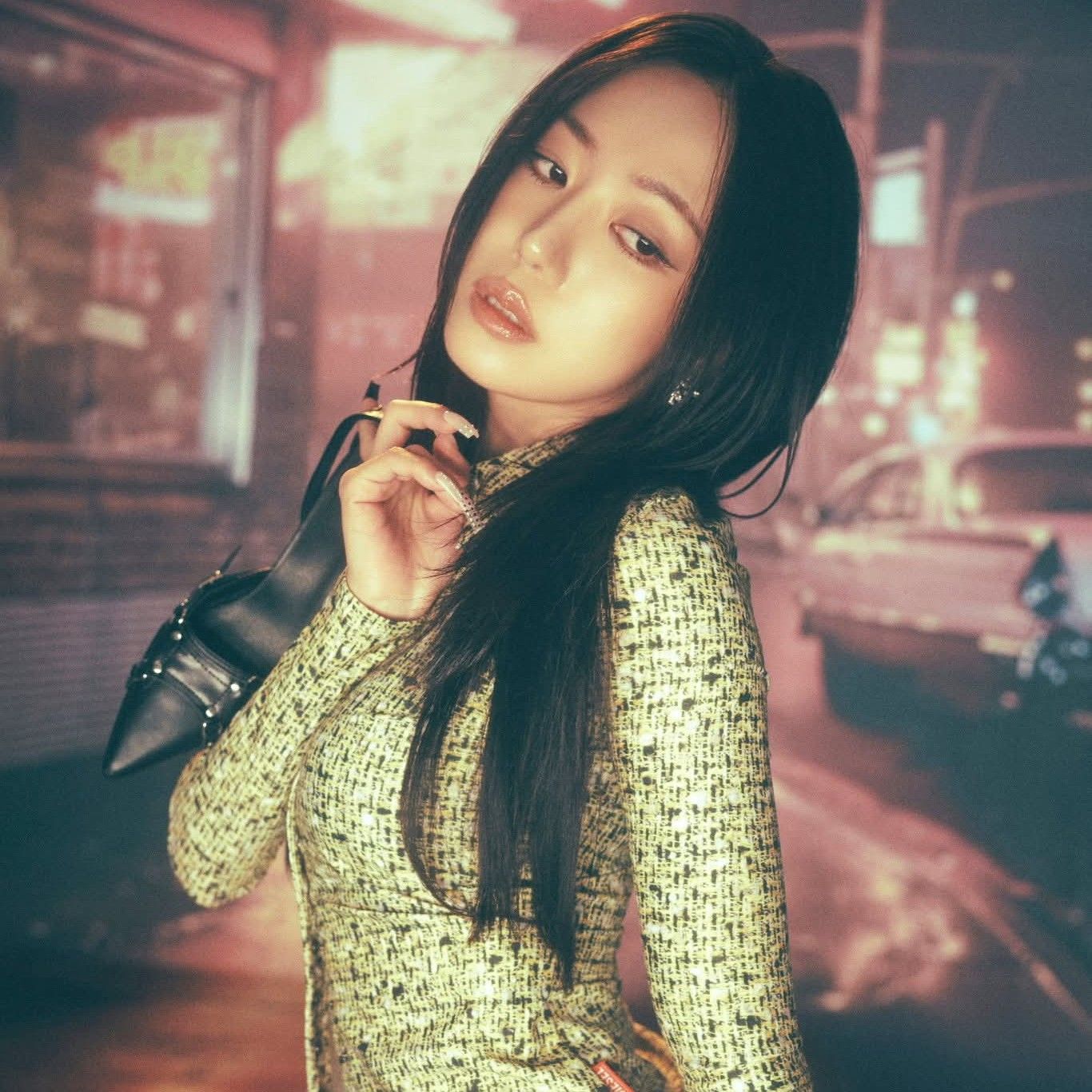 Recent activity shot of Kim Namjoo (Apink)