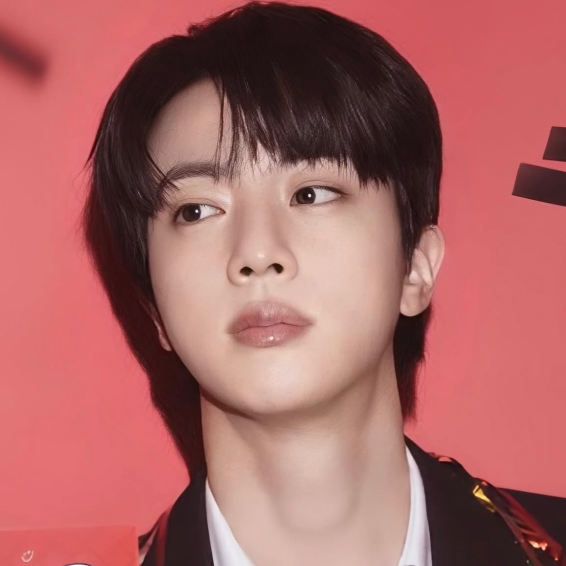 Jin (防弹少年团)的最新照片