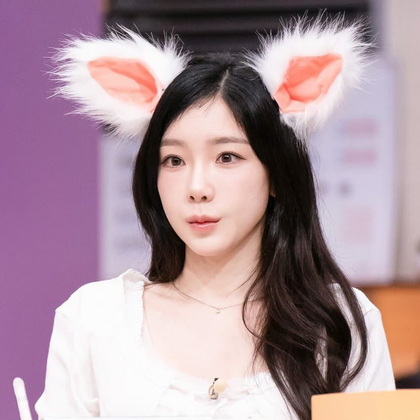Behind-the-scenes cut of Taeyeon (Girls' Generation)
