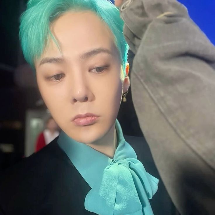 Behind-the-scenes cut of G-DRAGON (BIGBANG)