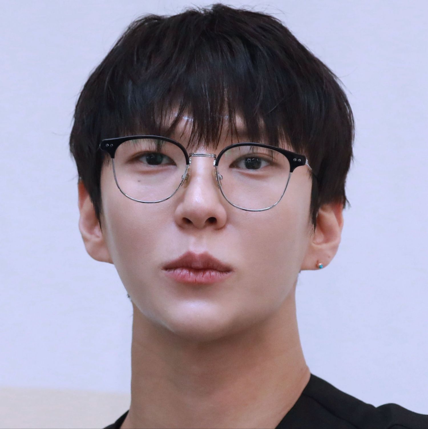 Behind-the-scenes cut of VIXX