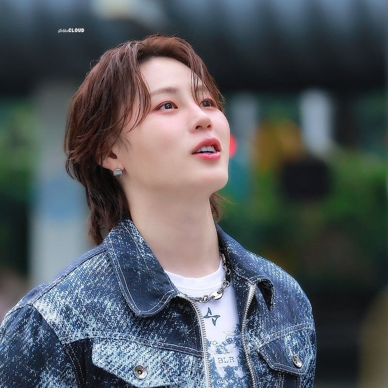 Behind-the-scenes cut of Ha Sungwoon