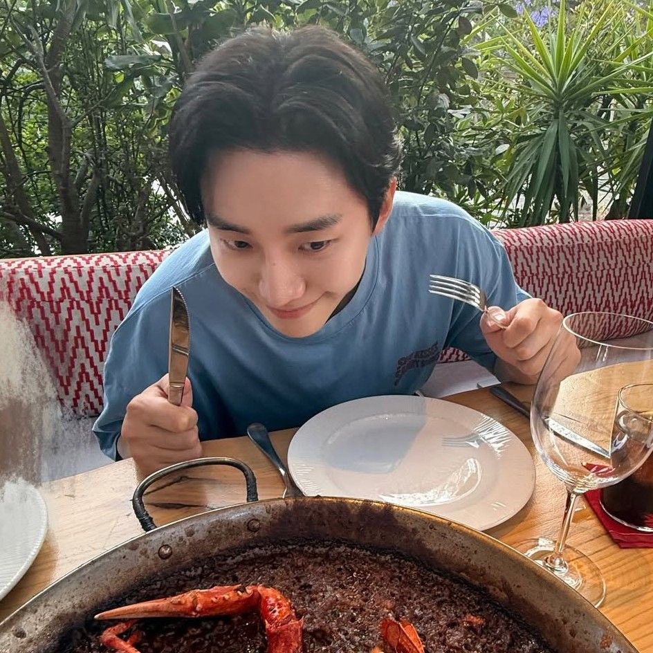 A moment captured by Junho (2PM)'s fan