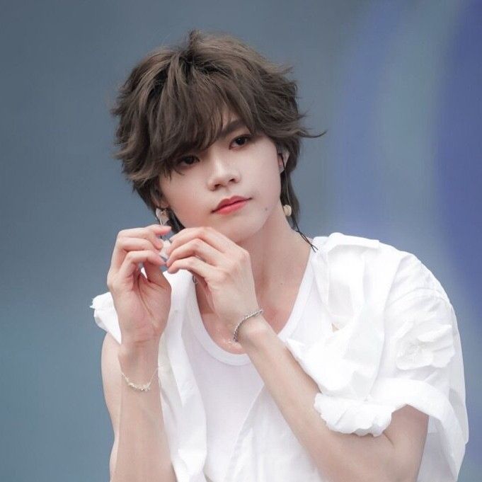 K-POP posts beloved by 숑 (NexT1DE) fans