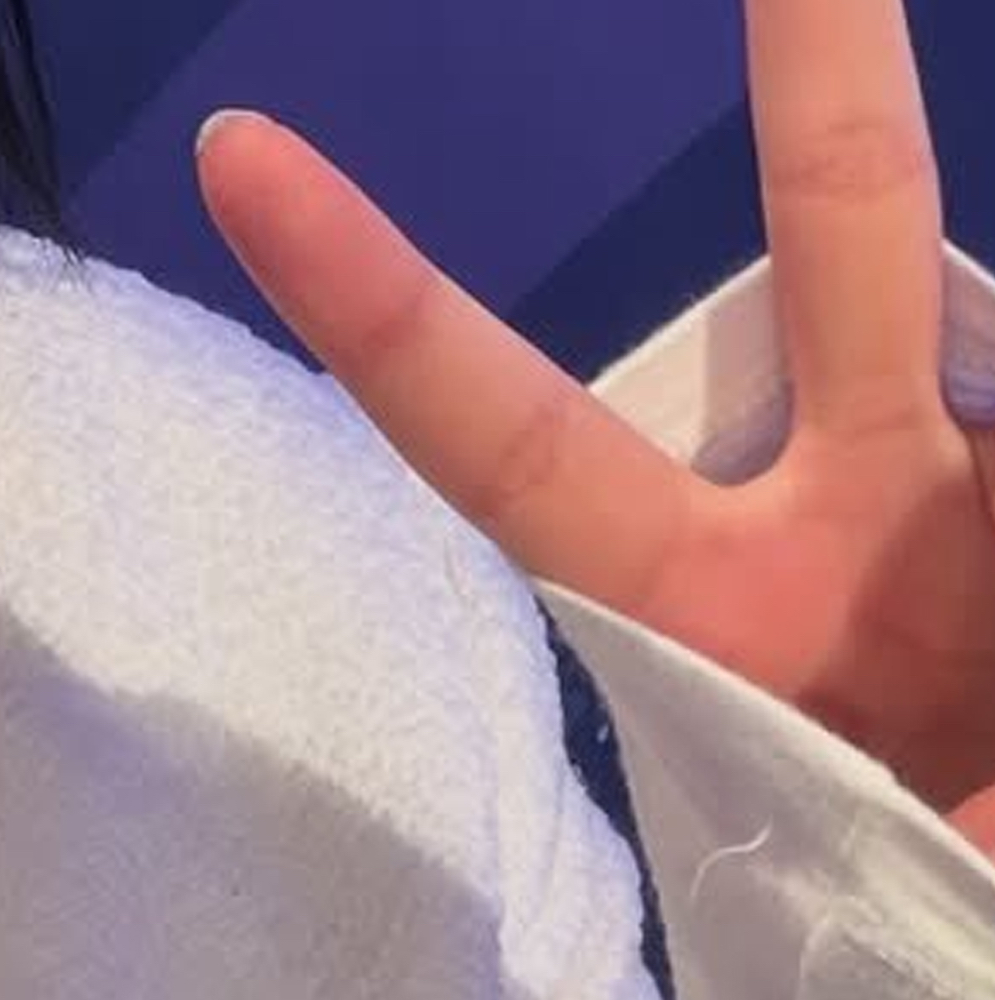 Foto terbaru HyunJin (Loossemble)