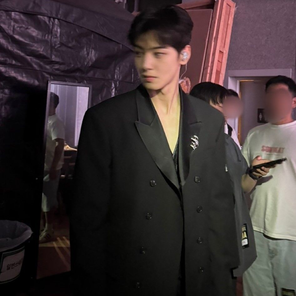 Recent activity shot of Eunwoo (ASTRO)