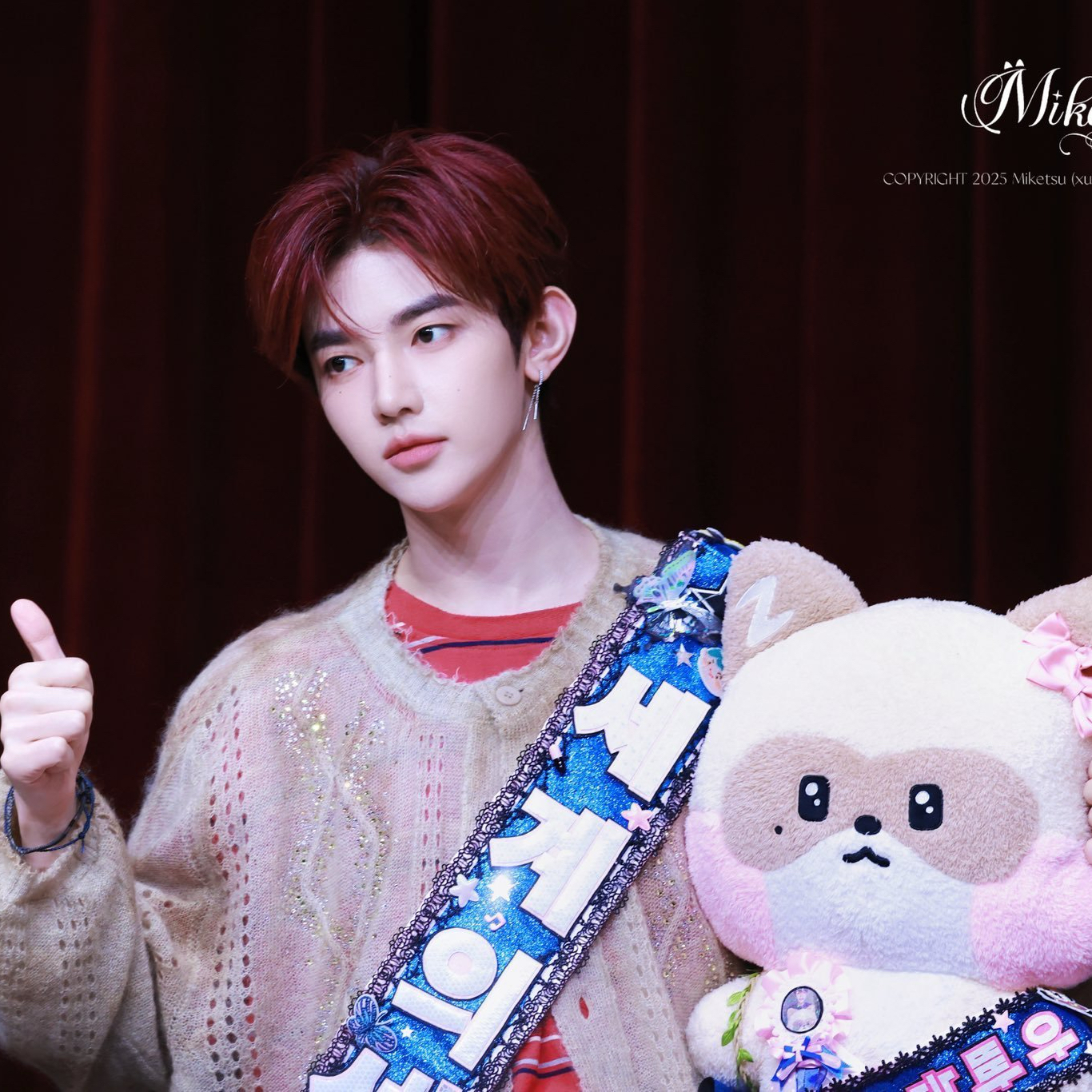 Potret di balik layar Zhang Hao (ZEROBASEONE)