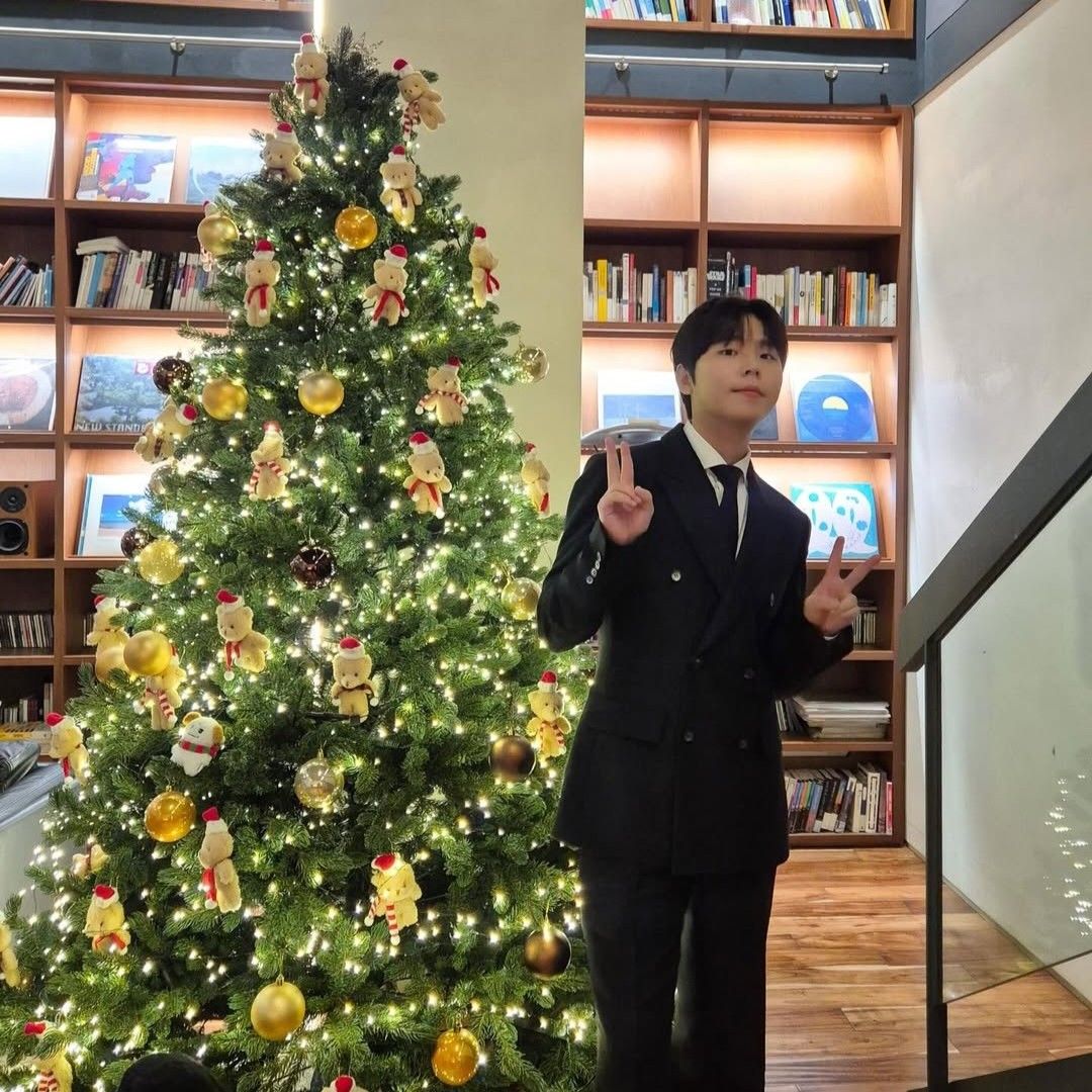 Latest photo of Jung Seunghwan