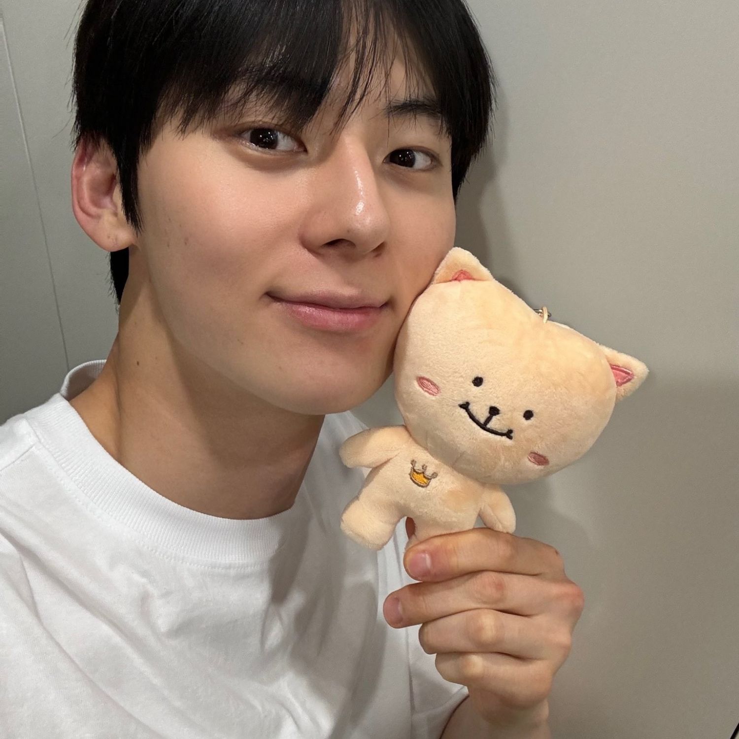 Latest photo of Hwang Minhyun