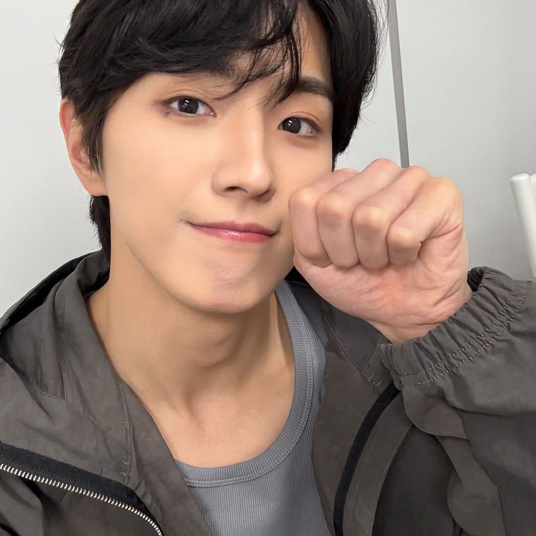 A moment captured by Yonghee (CIX)'s fan