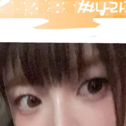 慜柱 (ILLIT)粉絲拍下的瞬間