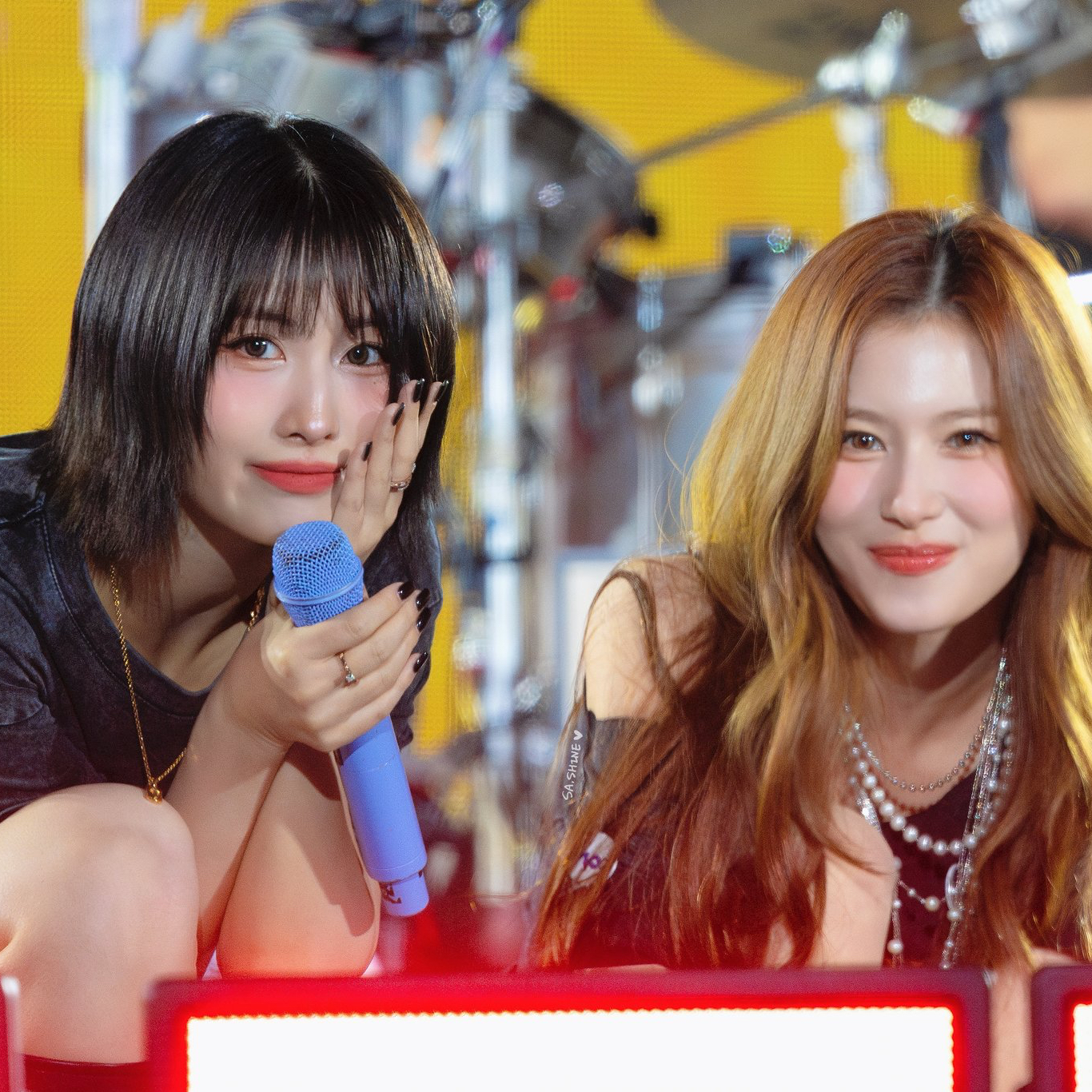 모모 (TWICE)의 비하인드 컷