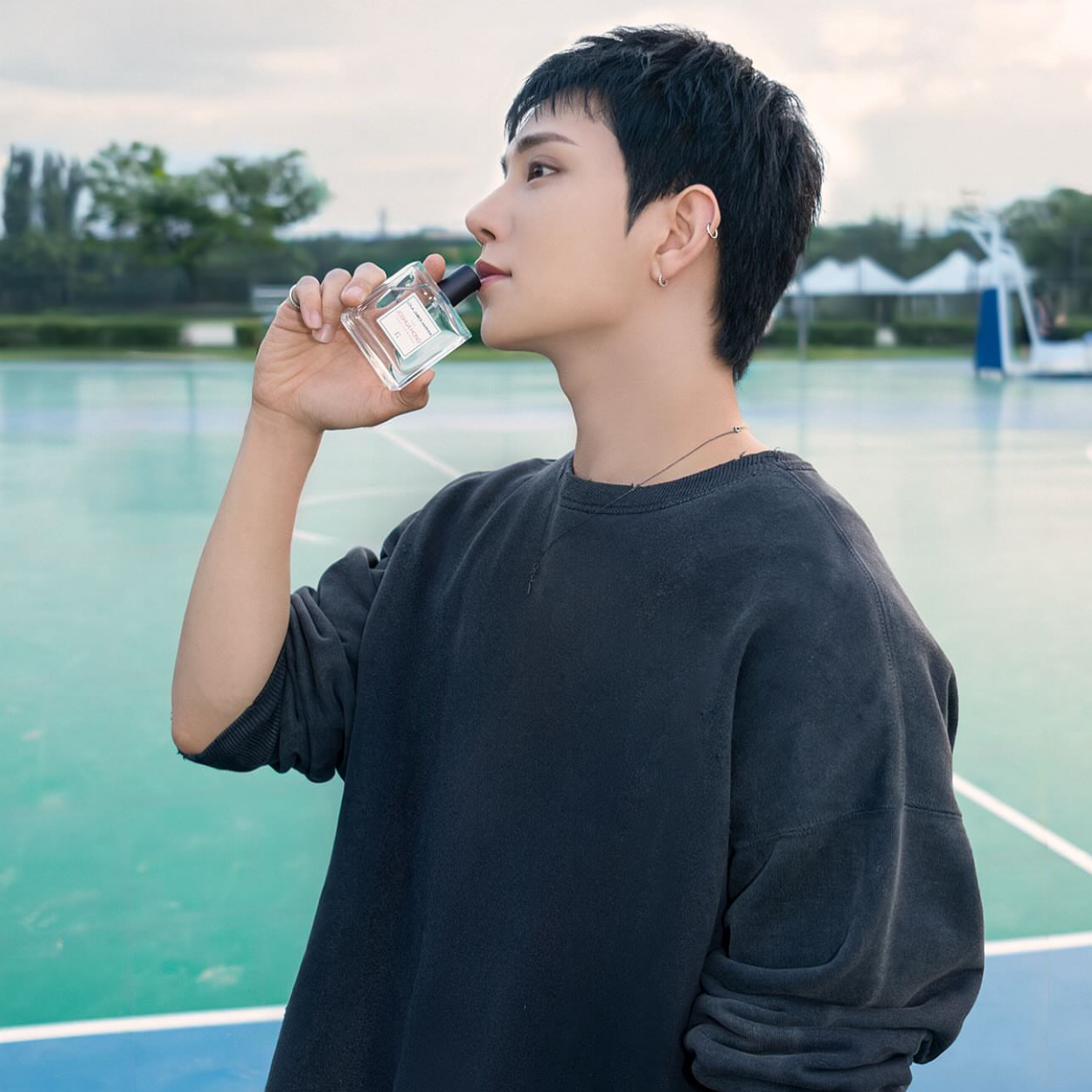 A moment captured by Joshua (SEVENTEEN)'s fan
