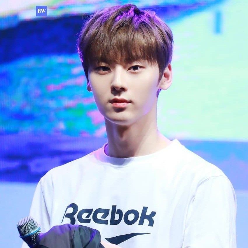 Foto terbaru Hwang Minhyun
