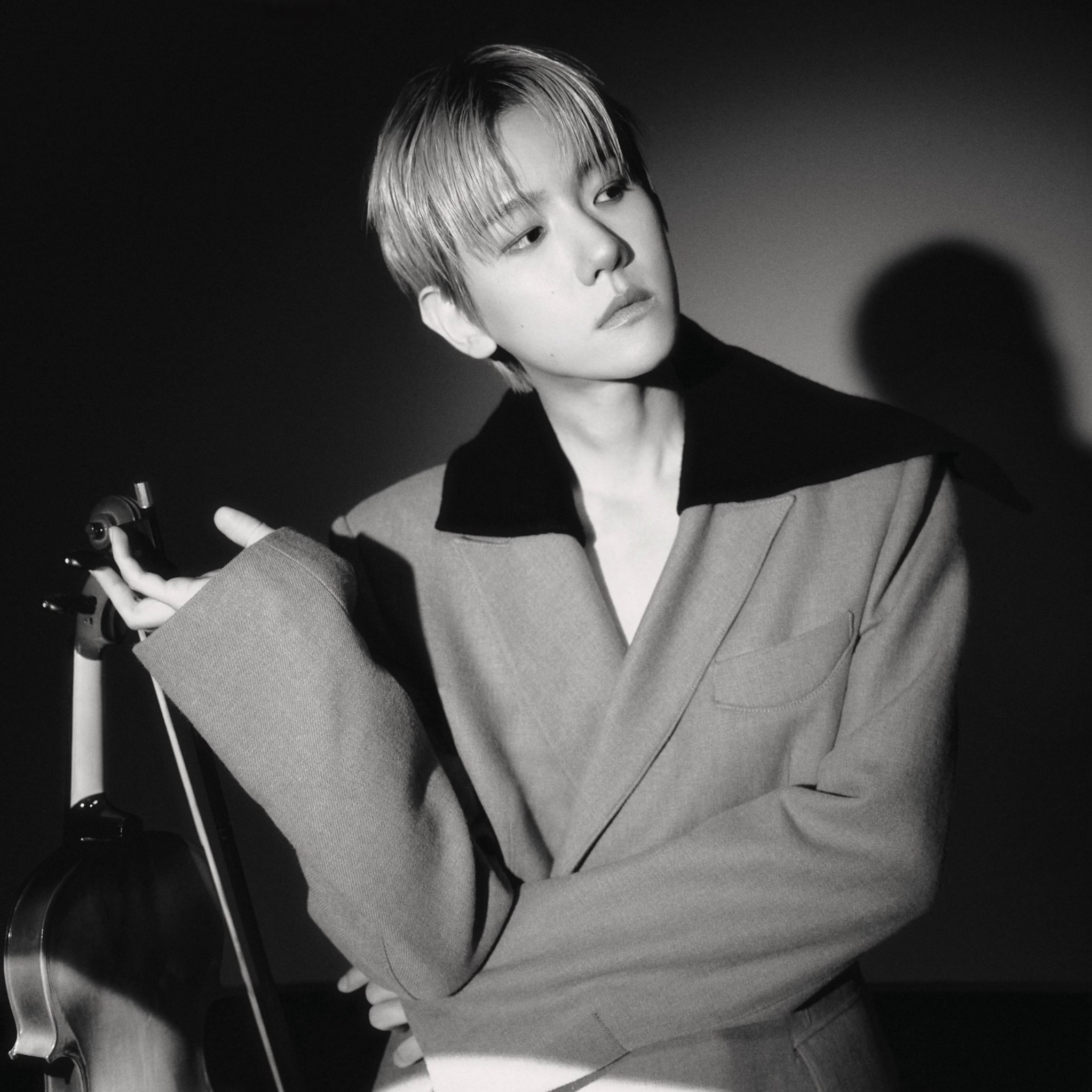 백현 (EXO)의 비하인드 컷