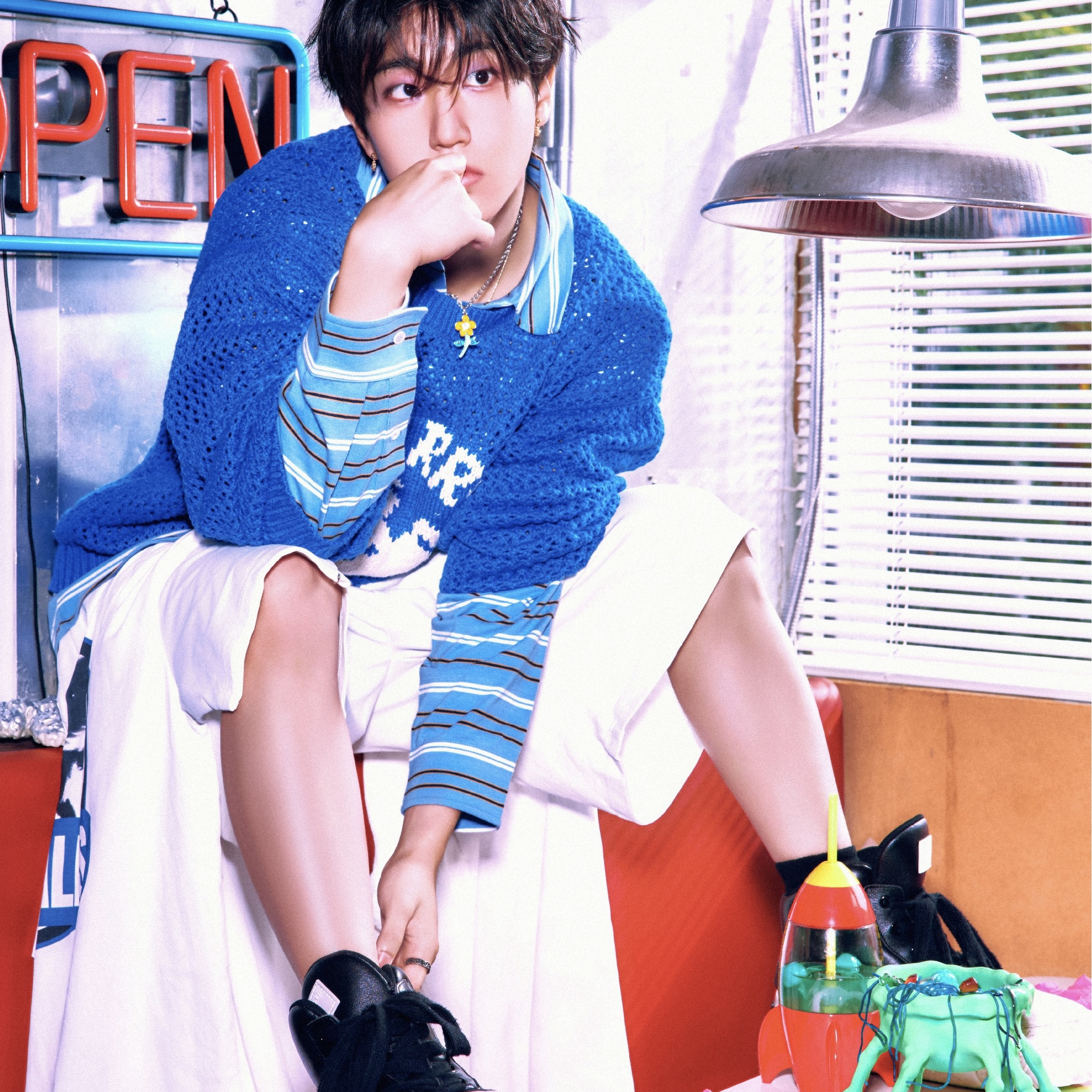 Behind-the-scenes cut of HAN (Stray Kids)