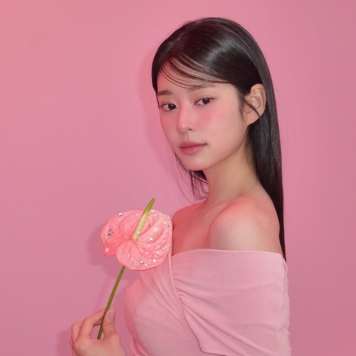 Momen yang diabadikan oleh penggemar Kim Minju
