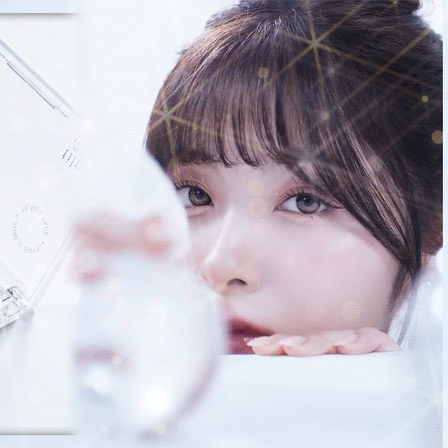 Latest photo of Miihi (NiziU)