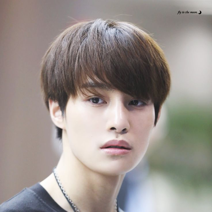 Latest photo of YANGYANG (WayV)