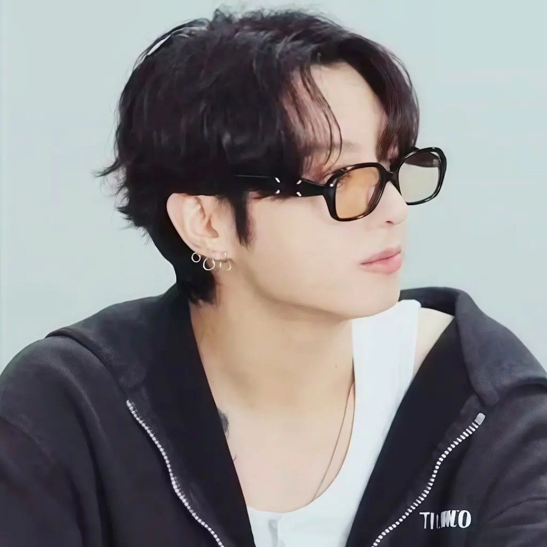 柾国 (防弹少年团)的最新活动照片