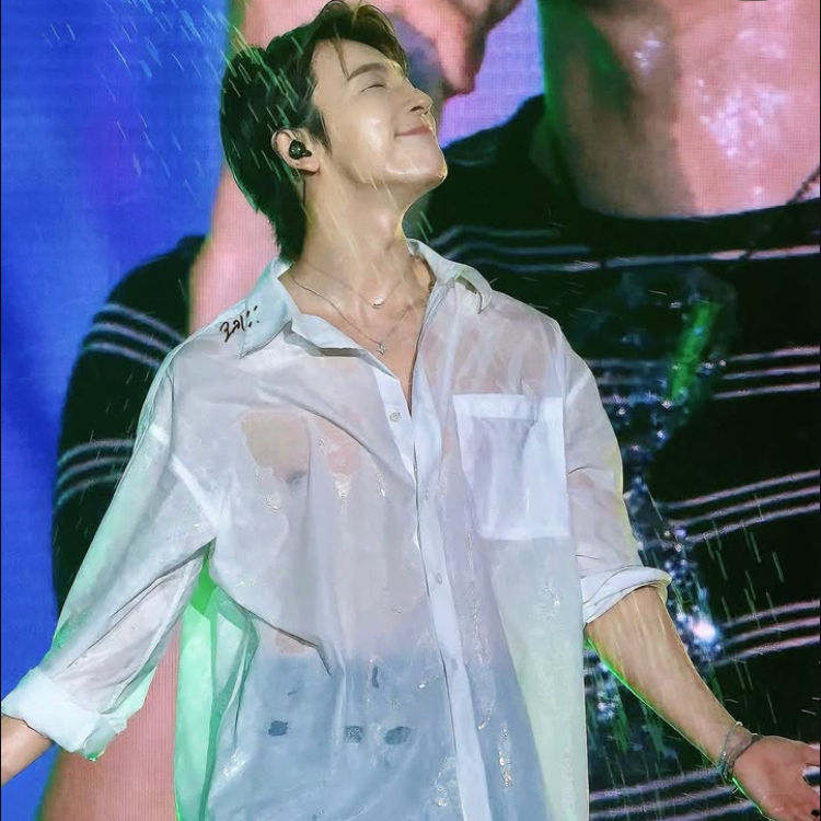 동해 (슈퍼주니어) 최근 활동샷