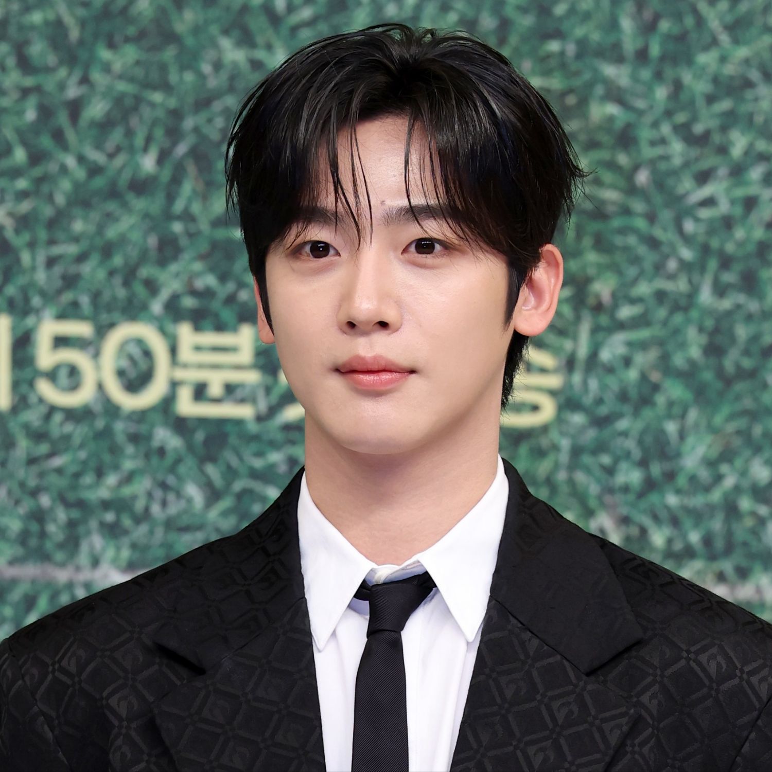 Behind-the-scenes cut of Kim Yohan (WEi)