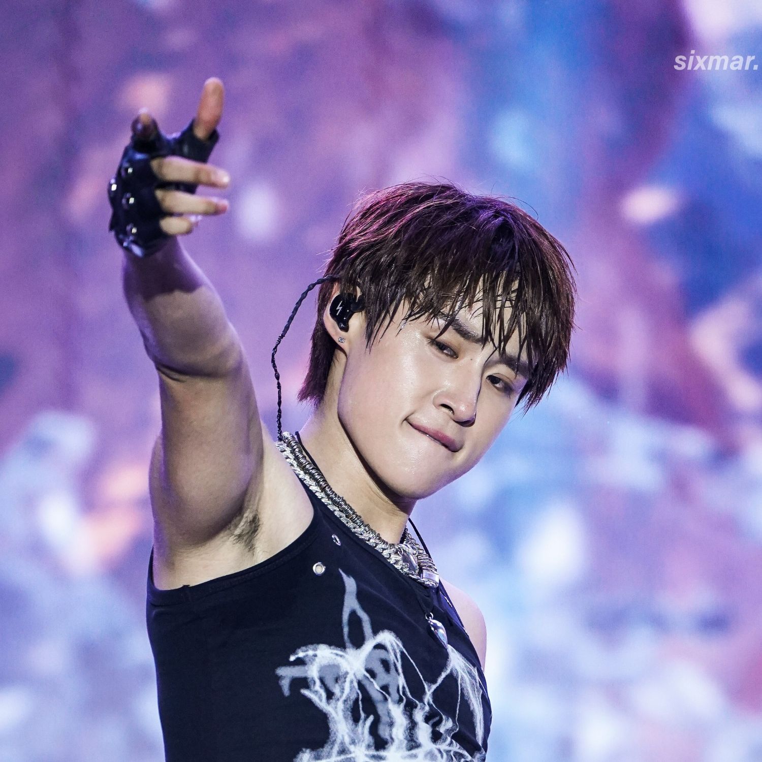 A moment captured by Nut (LYKN)'s fan