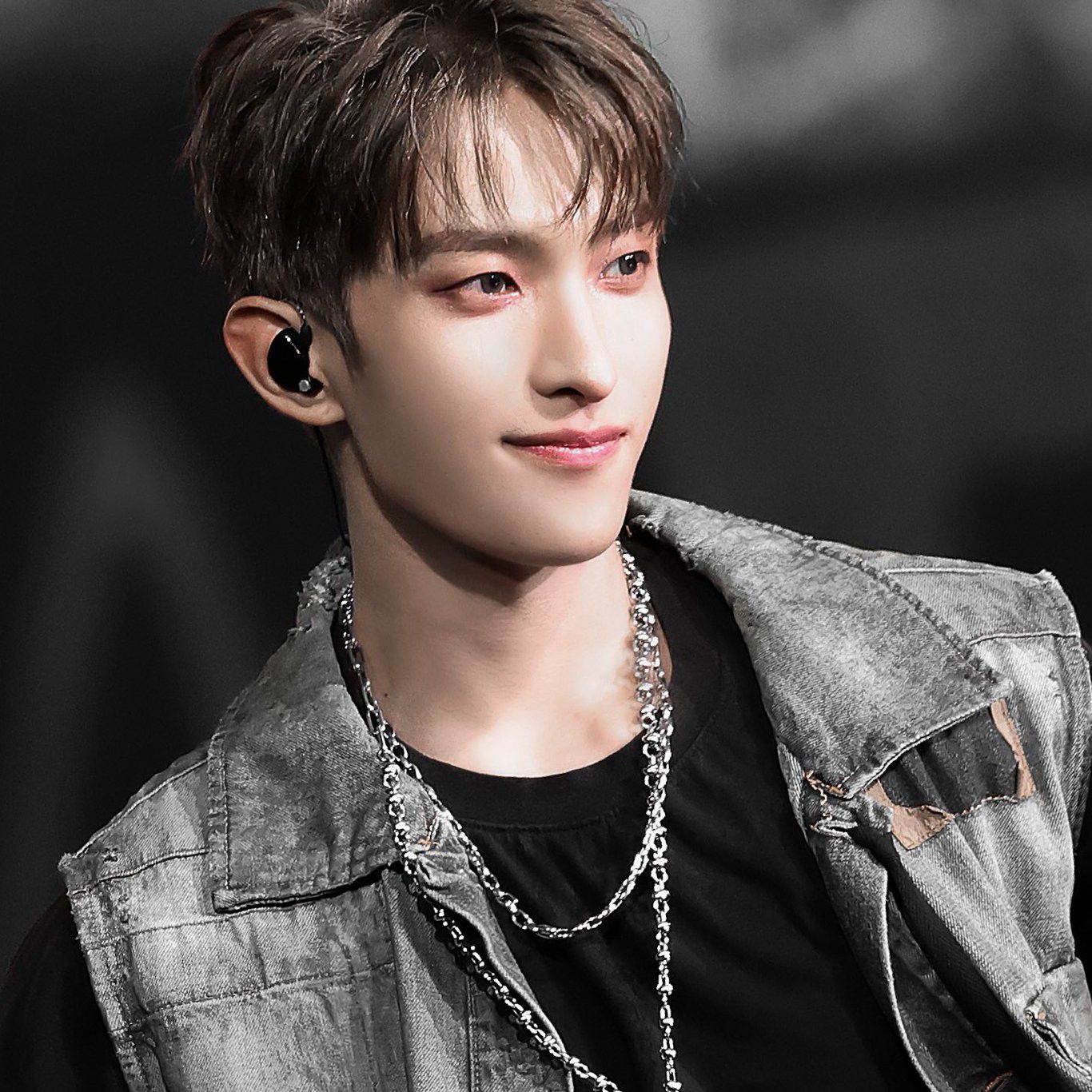 DK (SEVENTEEN)的最新活動照片