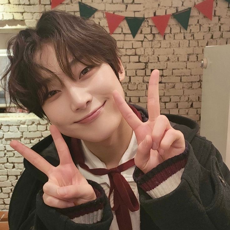 Latest photo of Sunoo (ENHYPEN)