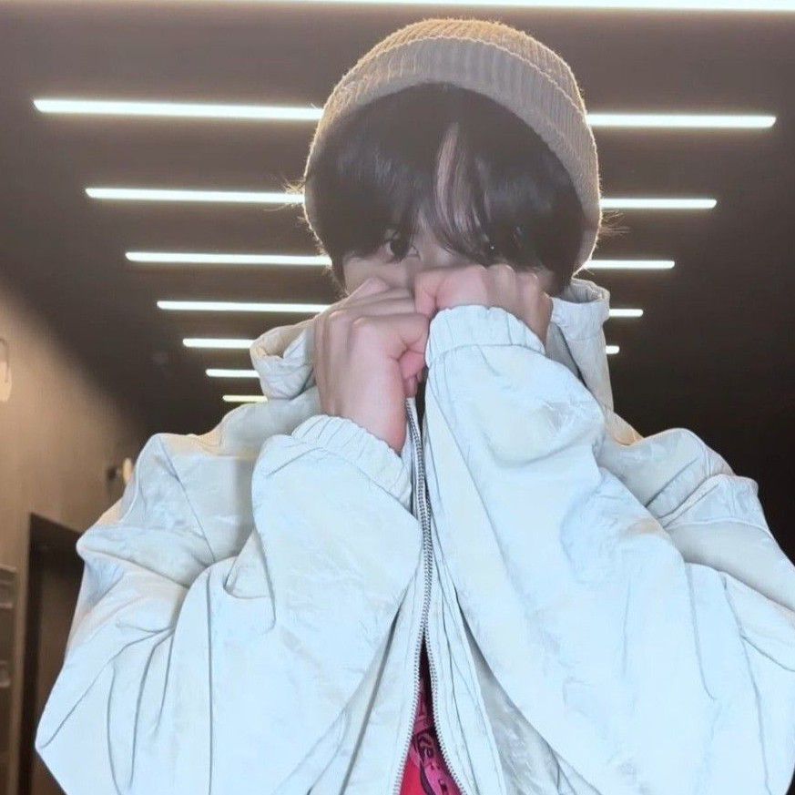 A moment captured by Rocky's fan