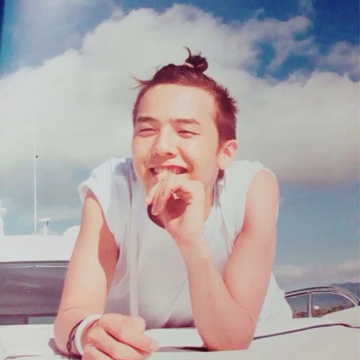 Recent activity shot of G-DRAGON (BIGBANG)