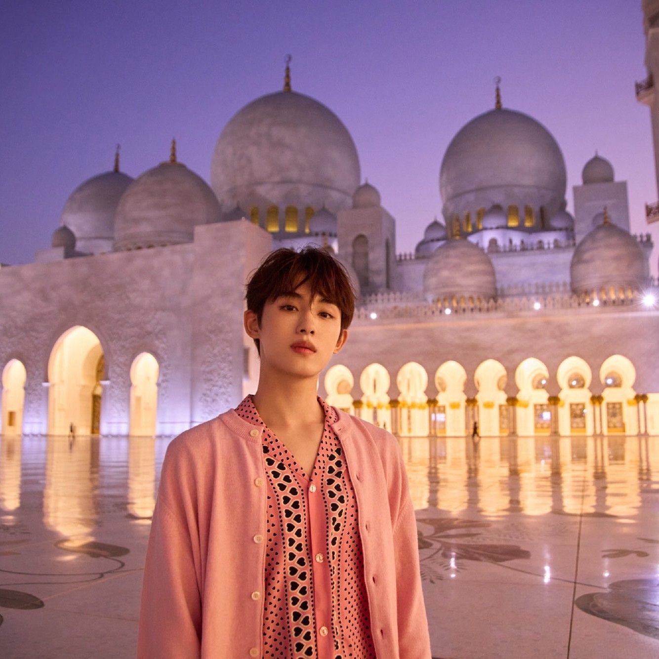 Latest photo of WINWIN (WayV)