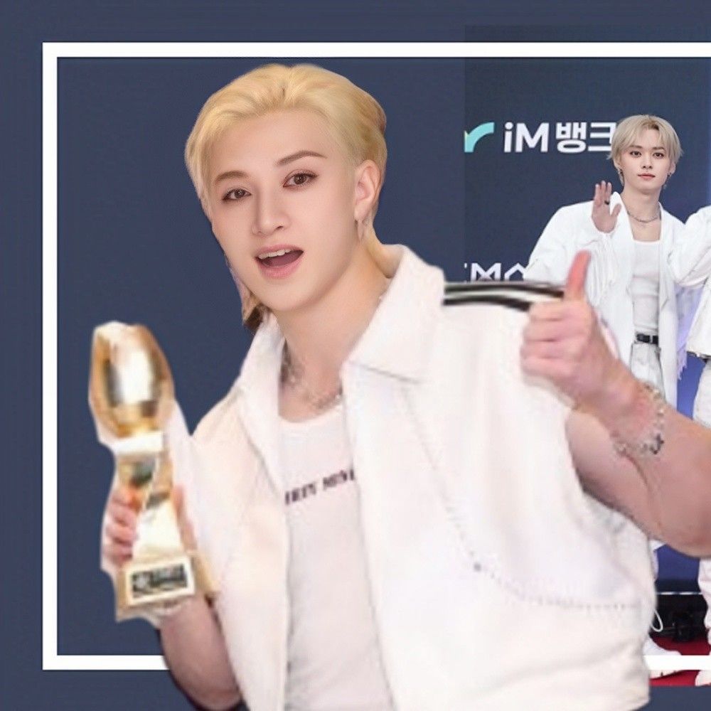 Must-see popular post of 방찬 (Stray Kids), your favorite