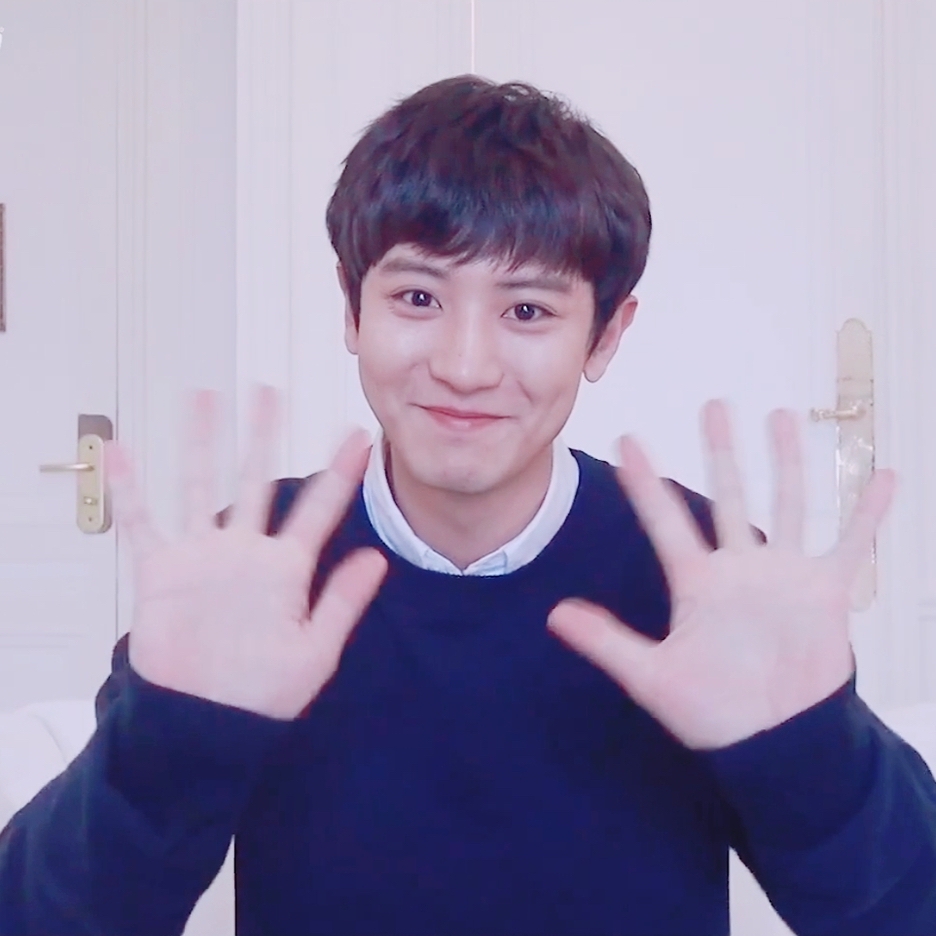 Foto aktivitas terbaru EXO