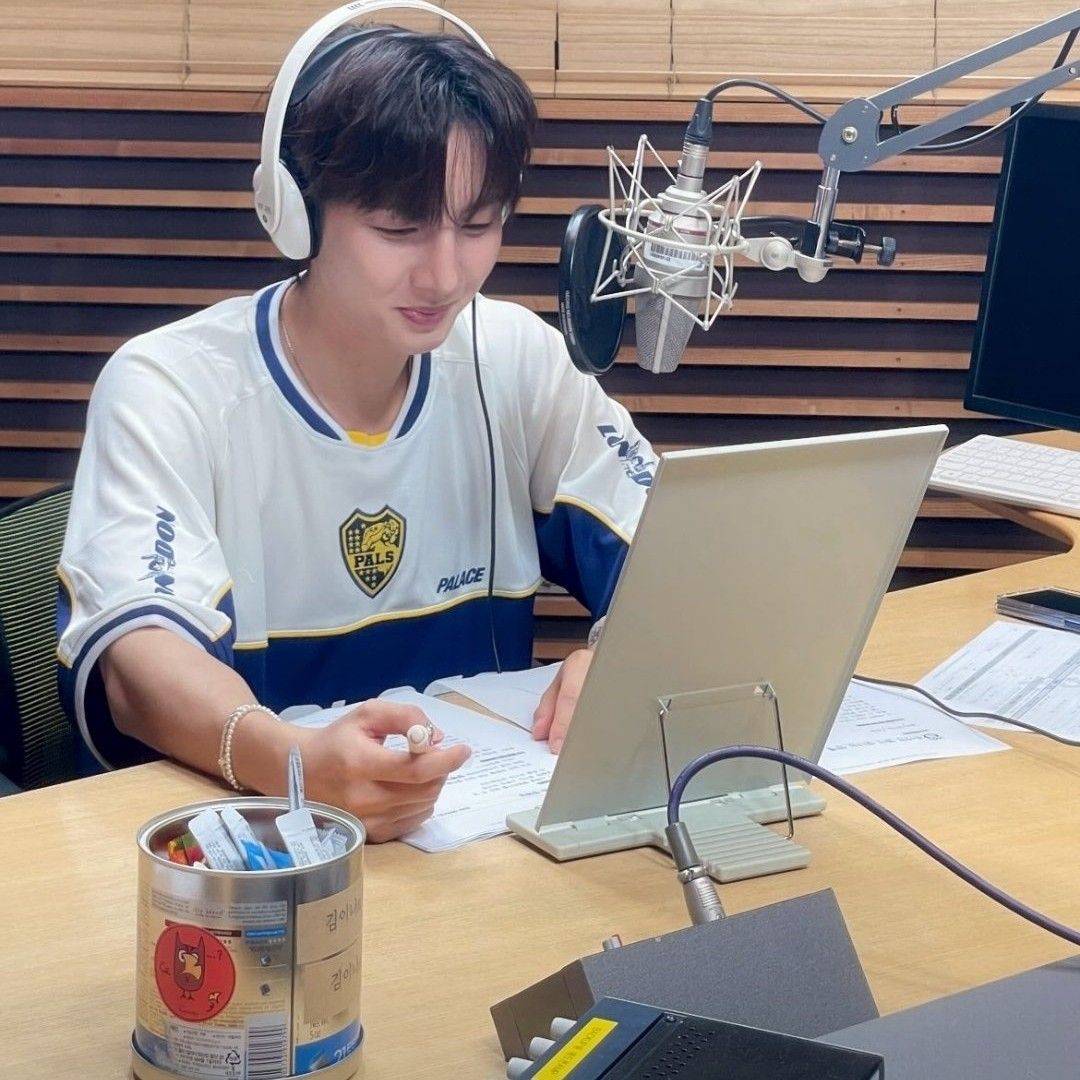 Latest photo of Hui (PENTAGON)