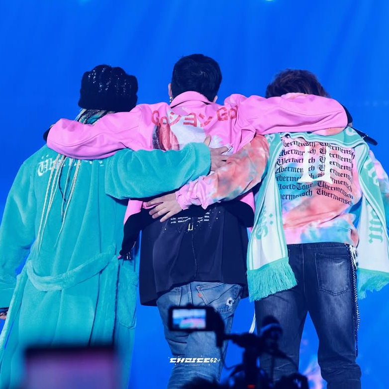 Momen yang diabadikan oleh penggemar G-DRAGON (BIGBANG)