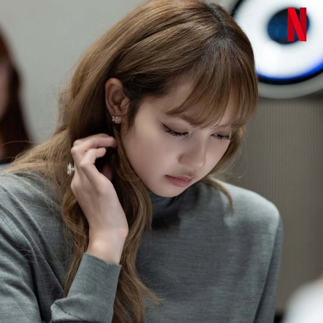 Lisa (BLACKPINK)的幕後花絮