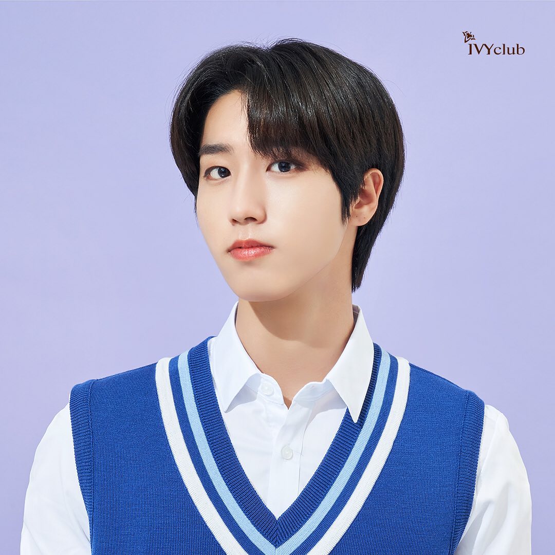 Latest photo of HAN (Stray Kids)