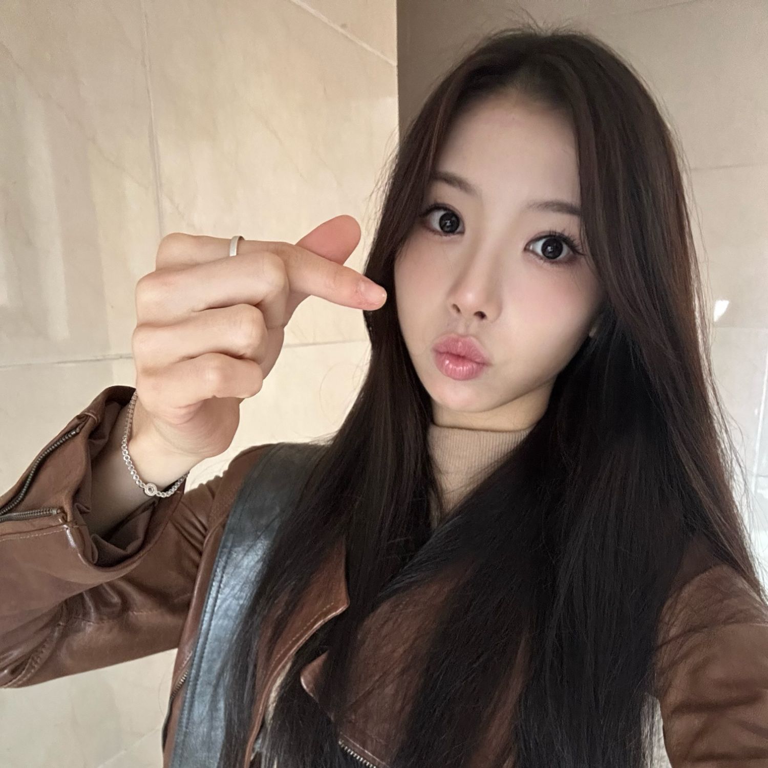 SECRET NUMBER的最新照片