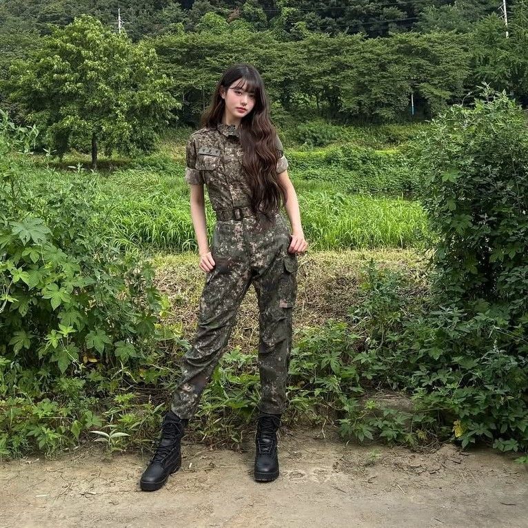 Behind-the-scenes cut of IZ*ONE