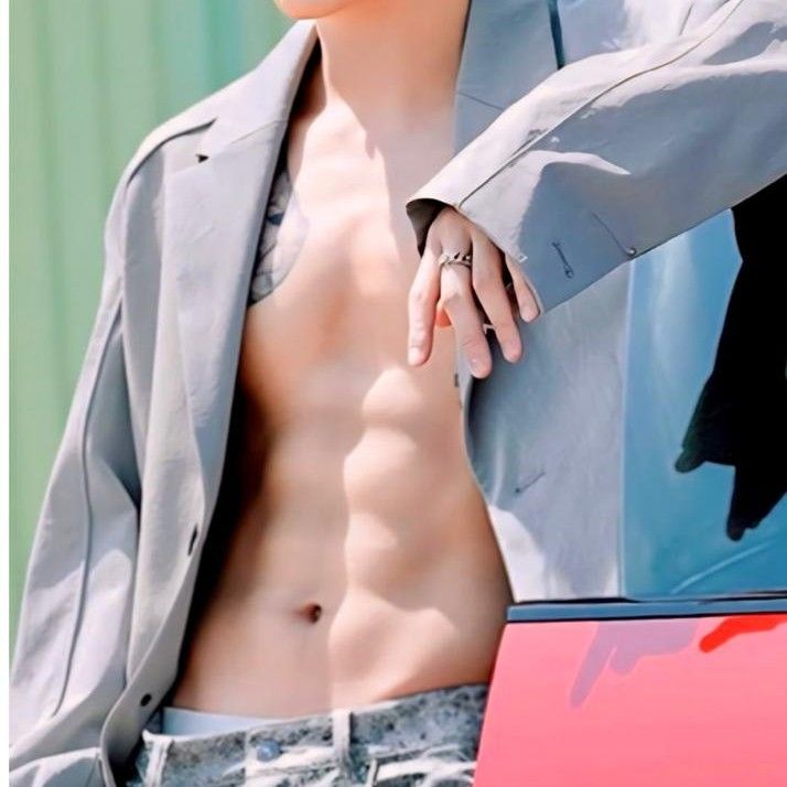 Latest photo of Jinjin (ASTRO)