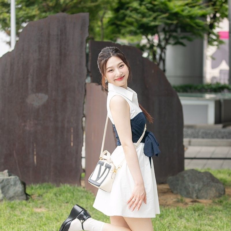 A moment captured by Joy (Red Velvet)'s fan