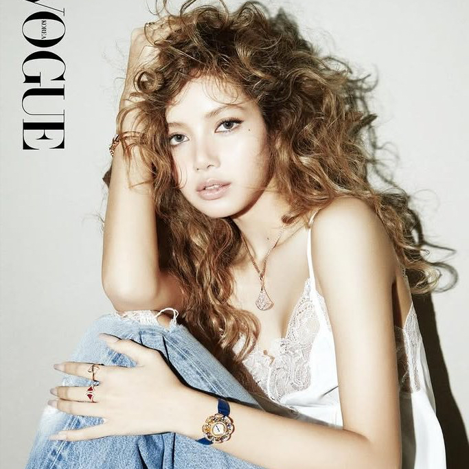 Potret di balik layar Lisa (BLACKPINK)