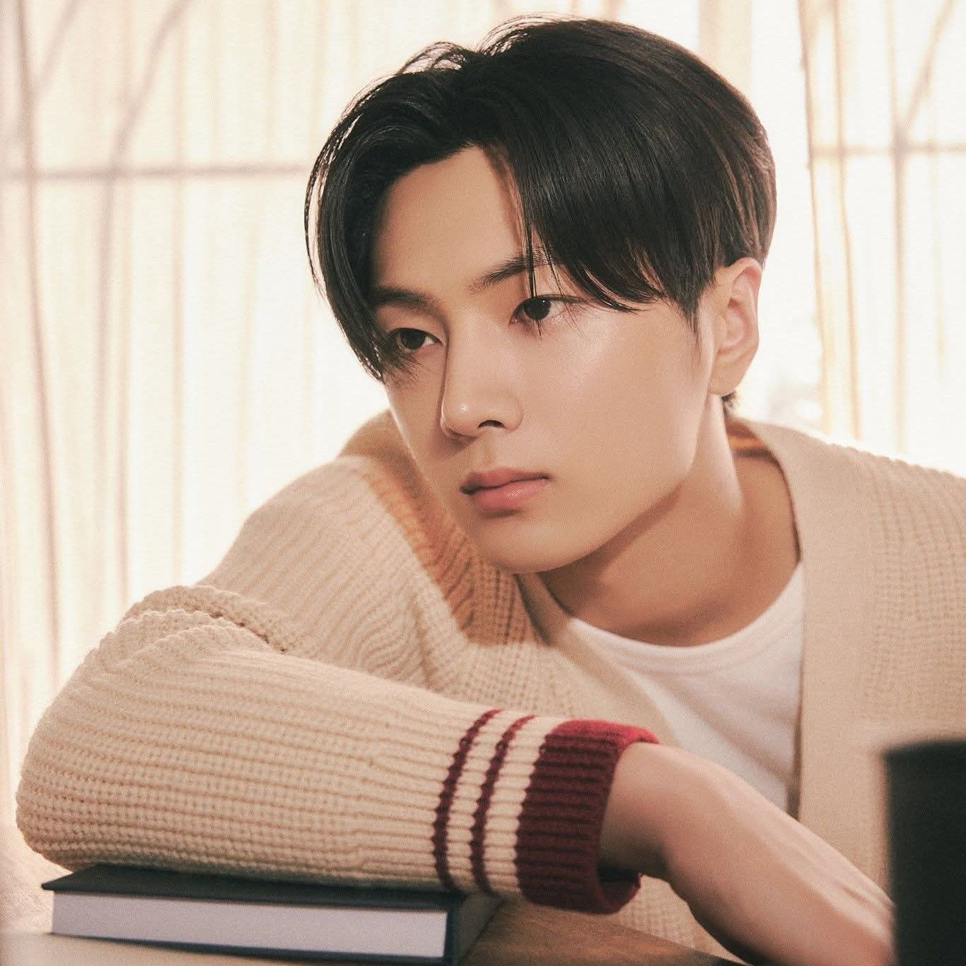 제이 (ENHYPEN) 최근 활동샷