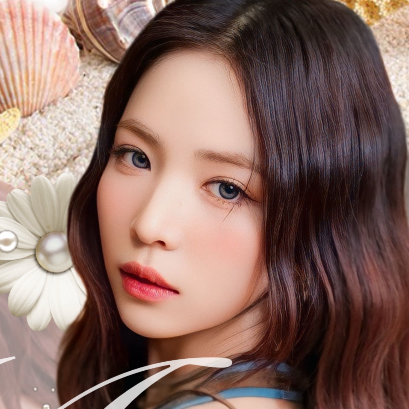 Latest photo of Maya (NiziU)