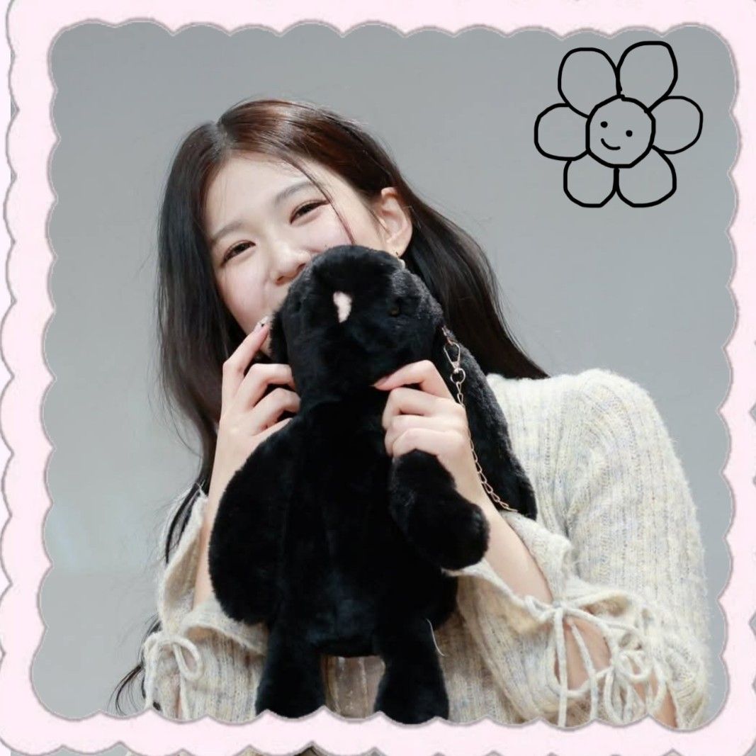 Latest photo of Yoon Jiyoon (izna)
