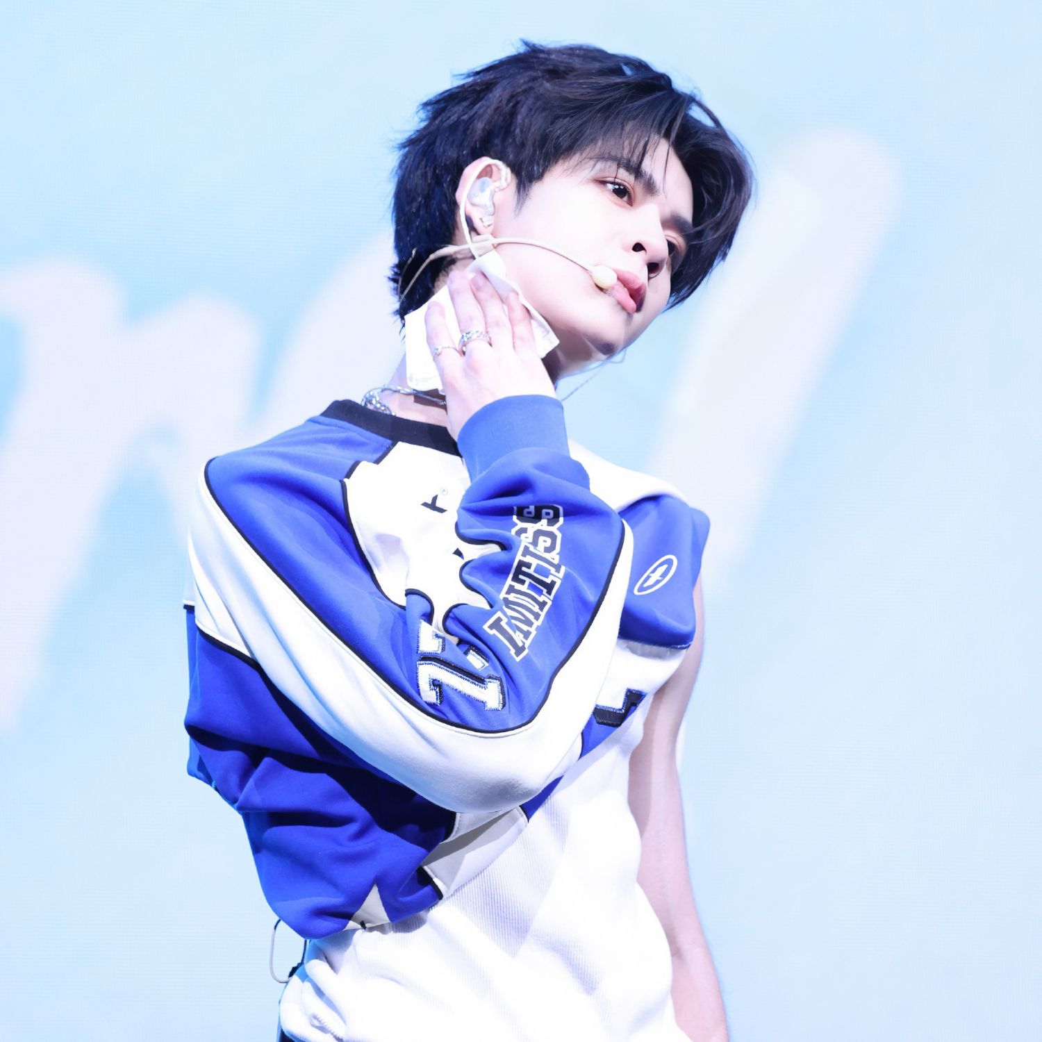 Behind-the-scenes cut of DORN (NexT1DE)