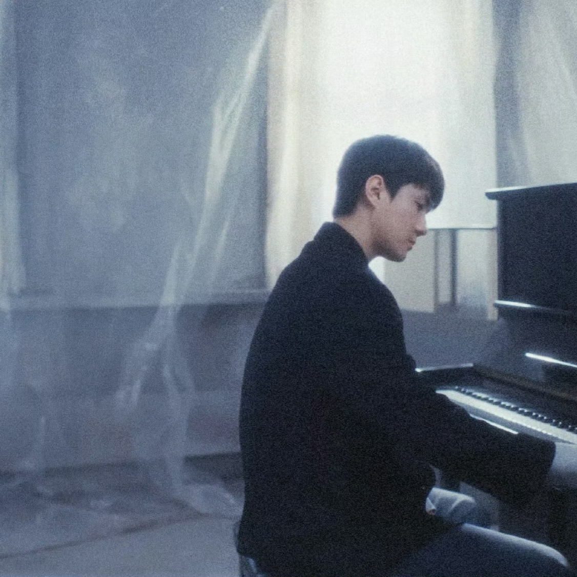 세훈 (EXO)의 비하인드 컷