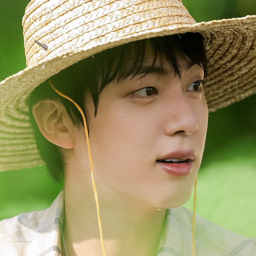 진 (방탄소년단)의 비하인드 컷