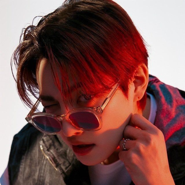 Behind-the-scenes cut of Hongjoong (ATEEZ)